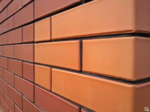 Облицовочный кирпич: виды, характеристики и критерии выбора