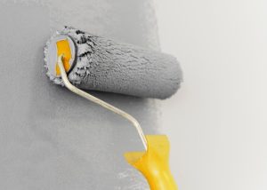 Для чего нужно покрывать грунтовым слоем стены