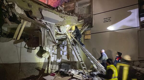 Байден пообещал Эрдогану "любую помощь" после землетрясения в Турции