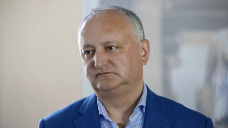 Додон пригрозил протестами в Молдавии, если Стояногло снимут с выборов